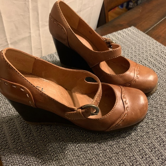 Biviel Brown Leather Mary Jane Wedge Size 8 EUR 38 - Picture 3 of 8